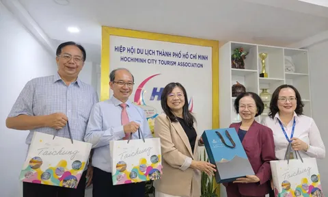 Hiệp hội Du lịch TP.HCM làm việc với đoàn doanh nghiệp du lịch thành phố Đài Trung (Đài Bắc Trung Quốc)